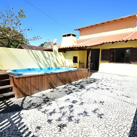 Casa Canela, 450 Mts Da Praia De Mariscal. Bombinhas Exterior photo